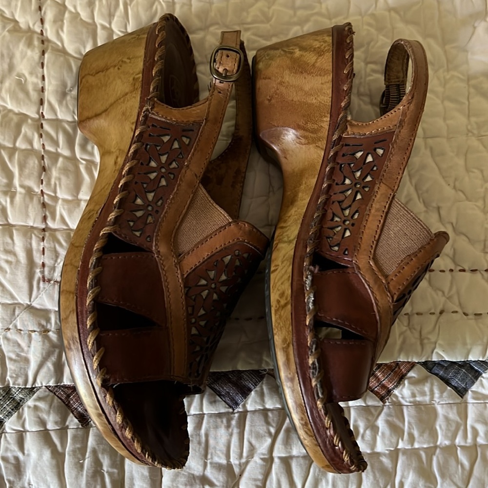 Ariat Leather Sandles - Picture 4 of 5